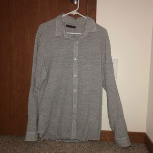 Banana Republic Large Casual Button Down